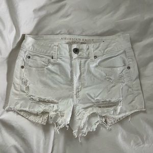 american eagle white denim shorts